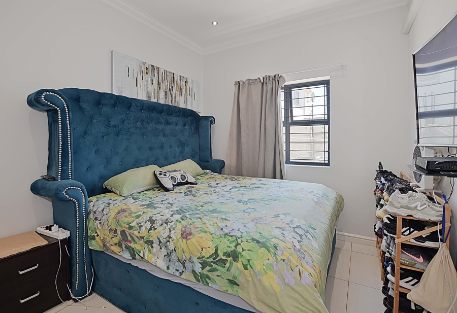 2 Bedroom Property for Sale in Parklands North Western Cape